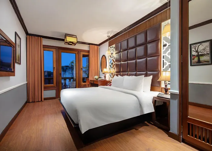 Classy Holiday Hotel & Spa Hanói